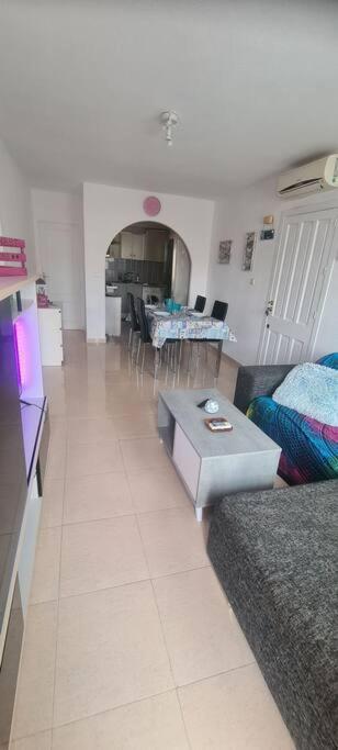 Bungalow Avec Piscine Torrevieja Kültér fotó