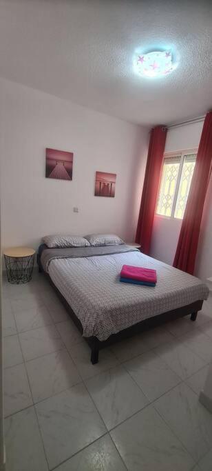 Bungalow Avec Piscine Torrevieja Kültér fotó